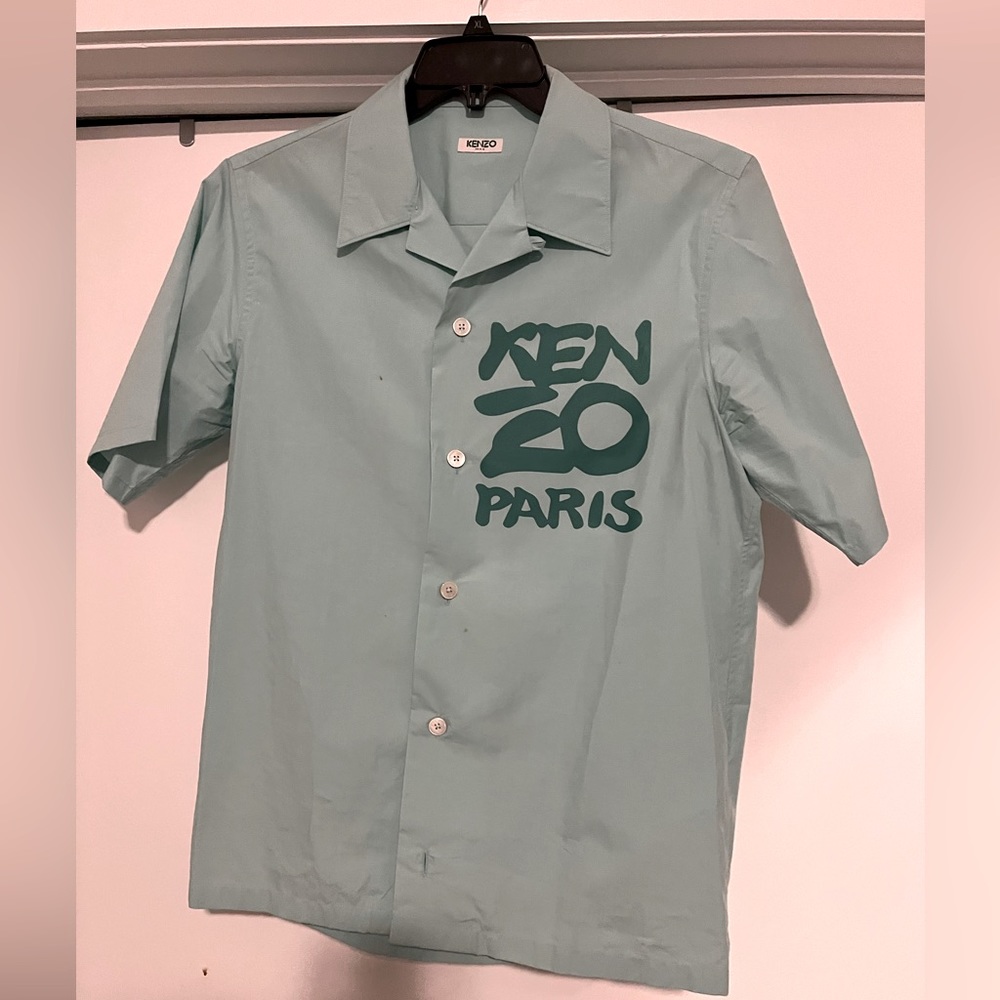 Kenzo shirt size medium. Worn once in great condition.